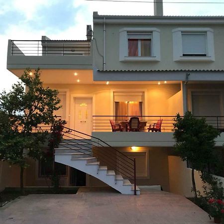 Amazing House In Kiato Near The Beach Ngoại thất bức ảnh