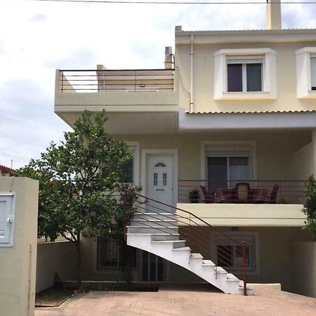 Amazing House In Kiato Near The Beach Ngoại thất bức ảnh
